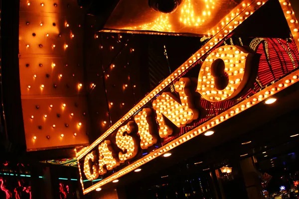 slot gila138 platform showing football markets, live-dealer tables, and slot games
